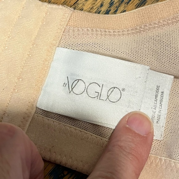 VOGLIO - Nude Bra (42DD) - Picture 2 of 8